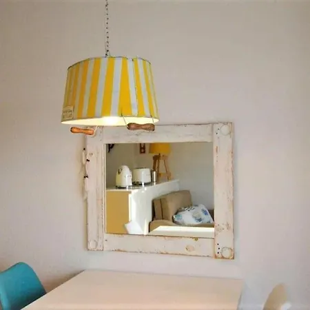 Apartament Yellow Submarine On The Seafront