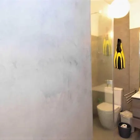 Apartament Yellow Submarine On The Seafront *